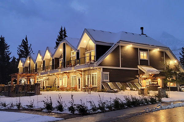 Boutique Hotel in Waterton Lakes National Park.
