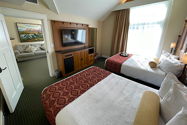 Boutique Hotel in Waterton Lakes National Park.